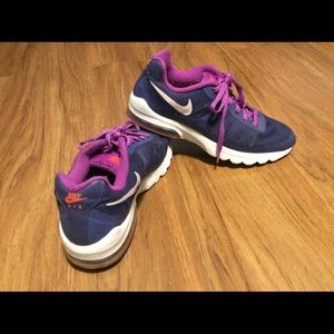 Nike Air training jogging shoes for woman,
